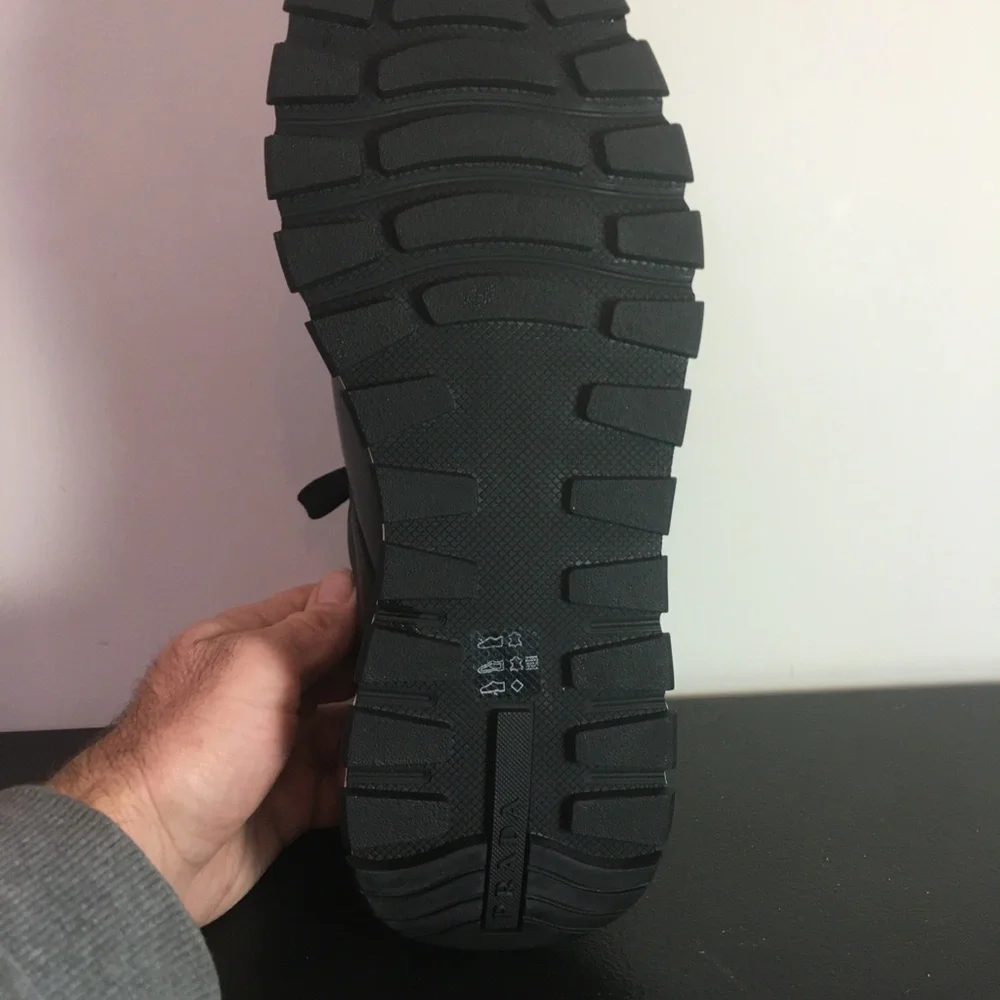 Prada sneakers - Picture 4 of 6